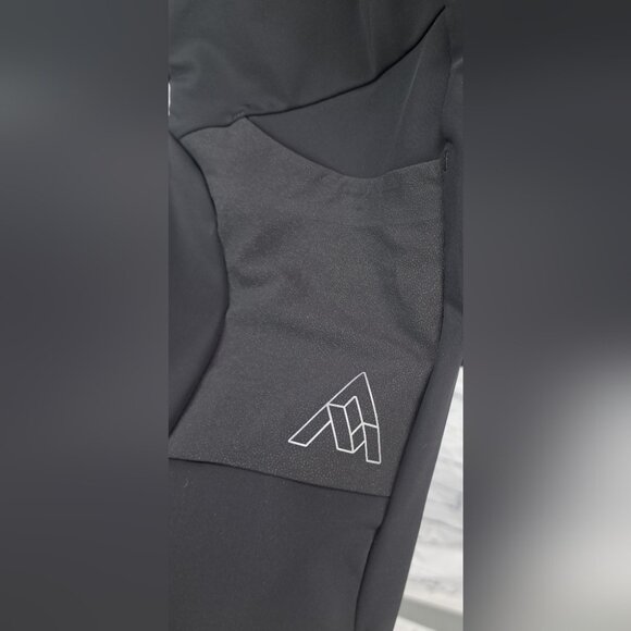 NWOT 7 Mesh Women's WK3 Cargo Bib Shorts Cycling Road Bike Black Size Small - Picture 10 of 16